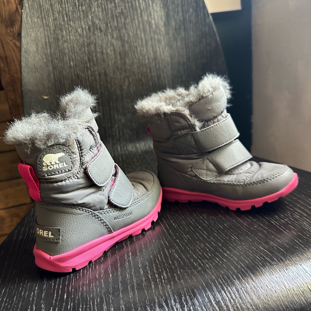 Sorel Kids' Charcoal and Fuchsia Boots
